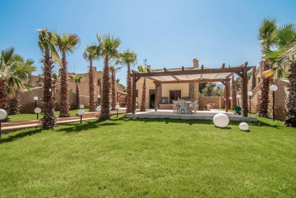 Hh Selection Emiro Villa Lascari Exterior photo