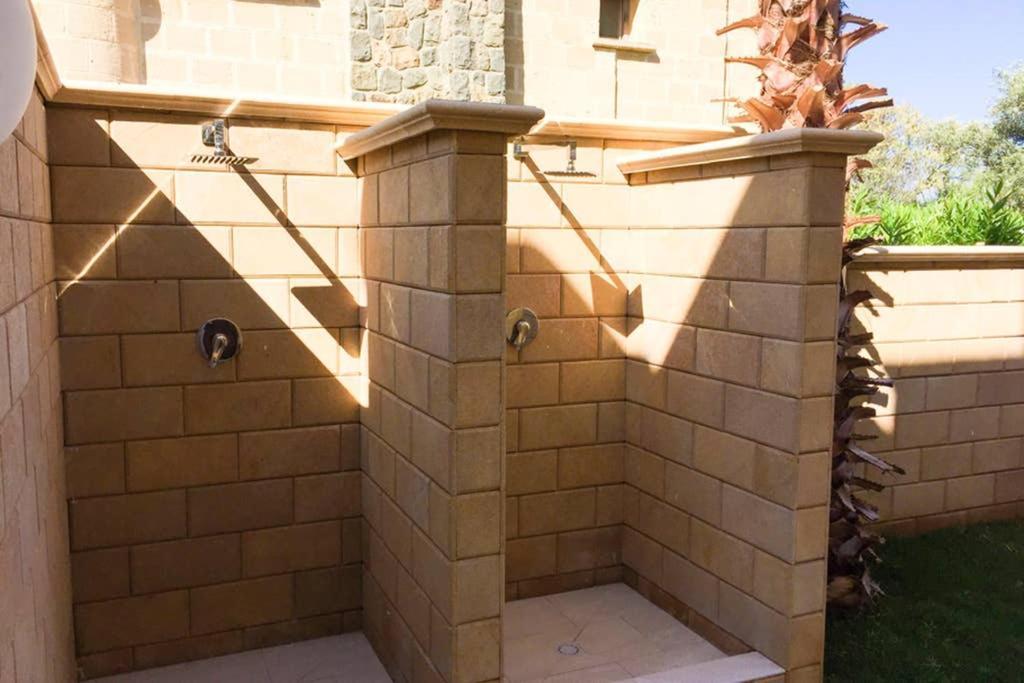 Hh Selection Emiro Villa Lascari Exterior photo