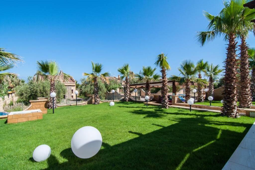 Hh Selection Emiro Villa Lascari Exterior photo