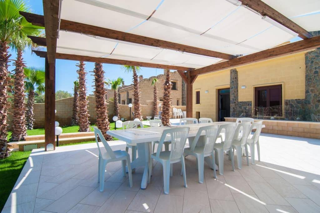 Hh Selection Emiro Villa Lascari Exterior photo