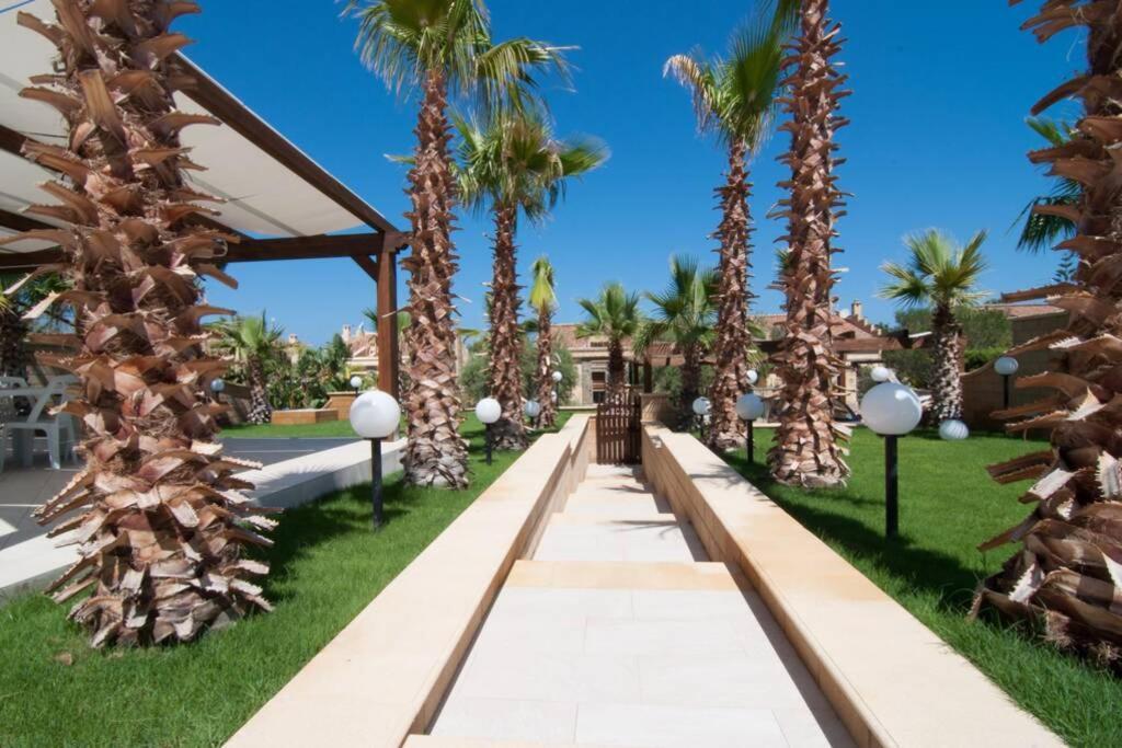 Hh Selection Emiro Villa Lascari Exterior photo